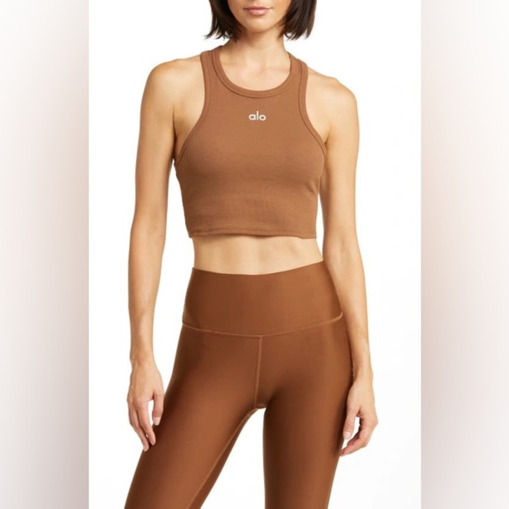 ALO YOGA Aspire Crop Tank In Cinnamon Brown/ White